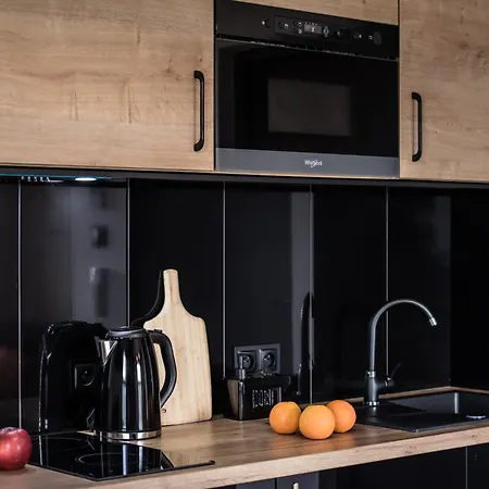 Parrot - 77 Wigury - Dostep Na Kod - Parking - Smaczna Kawa - Centrum - Blisko Piotrkowska - Galeria - Widok Na - Klimatyzacja - 7 Pietro - Fv Apartmán *