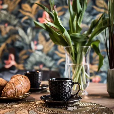 Parrot - 77 Wigury - Dostep Na Kod - Parking - Smaczna Kawa - Centrum - Blisko Piotrkowska - Galeria - Widok Na - Klimatyzacja - 7 Pietro - Fv * Lodž