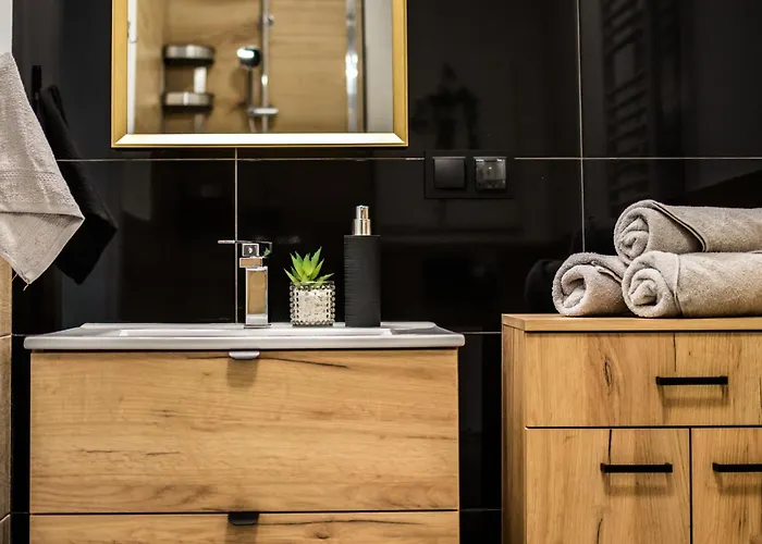 Parrot - 77 Wigury - Dostep Na Kod - Parking - Smaczna Kawa - Centrum - Blisko Piotrkowska - Galeria - Widok Na - Klimatyzacja - 7 Pietro - Fv