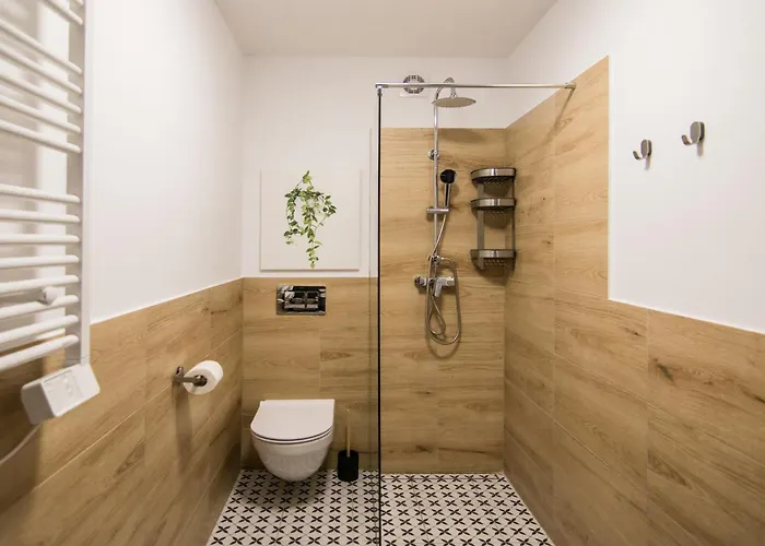 Parrot - 77 Wigury - Dostep Na Kod - Parking - Smaczna Kawa - Centrum - Blisko Piotrkowska - Galeria - Widok Na - Klimatyzacja - 7 Pietro - Fv * Łódź