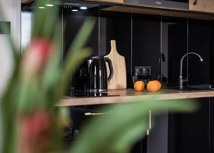 Parrot - 77 Wigury - Dostep Na Kod - Parking - Smaczna Kawa - Centrum - Blisko Piotrkowska - Galeria - Widok Na - Klimatyzacja - 7 Pietro - Fv