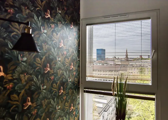 公寓 Parrot - 77 Wigury - Dostep Na Kod - Parking - Smaczna Kawa - Centrum - Blisko Piotrkowska - Galeria - Widok Na - Klimatyzacja - 7 Pietro - Fv 罗兹