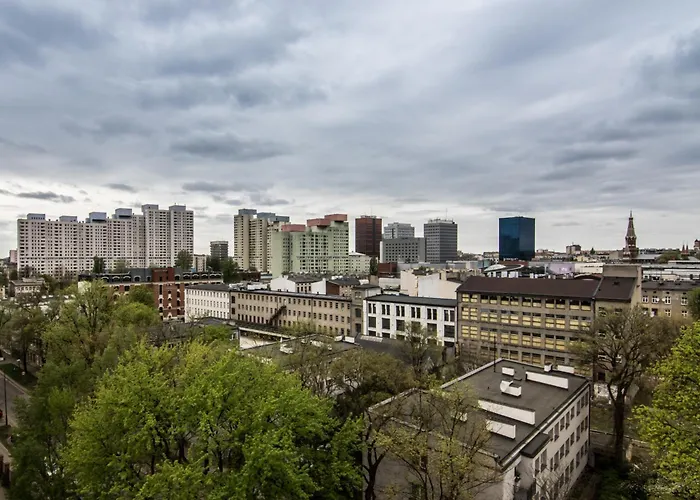 Parrot - 77 Wigury - Dostep Na Kod - Parking - Smaczna Kawa - Centrum - Blisko Piotrkowska - Galeria - Widok Na - Klimatyzacja - 7 Pietro - Fv Lägenhet